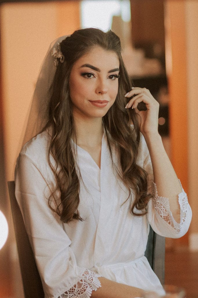 noiva quase pronta de robe
